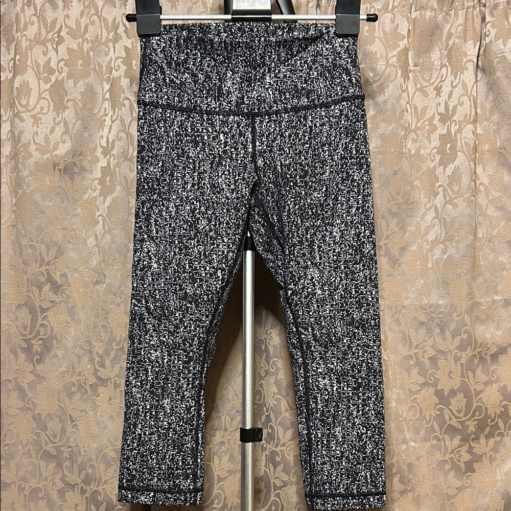 Lululemon Capris
